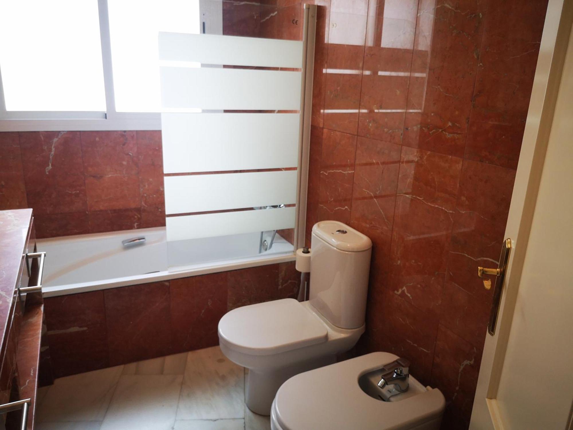 Charming Bright Apartment With Balconies On Cuesta Del Rosario Seville Exterior photo